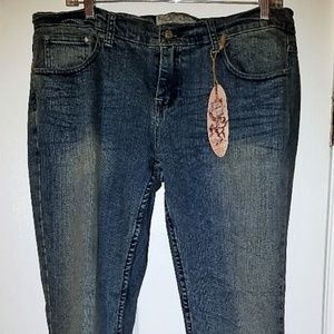 NWT Distressed Love Notes Low Rise Jeans